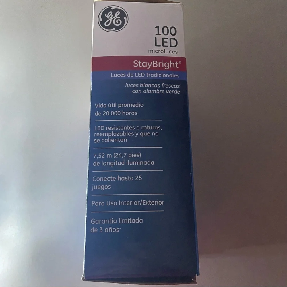 EUC GE LED micro-style lights 100 count cool white